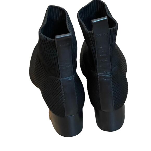 Everlane The High-Ankle Glove Black Boot In ReKnit Women's Size 5 NWOT - Picture 7 of 12